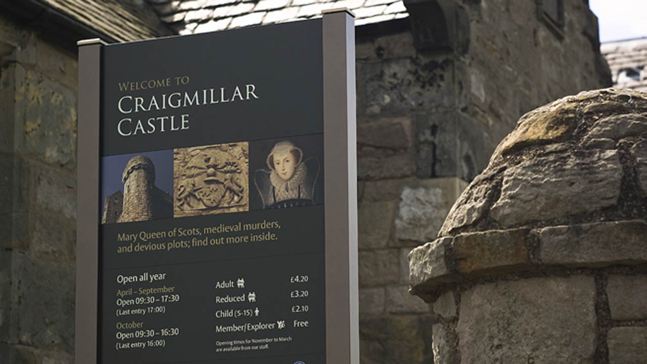 Historic Scotland Craigmillar Castle welcome signage