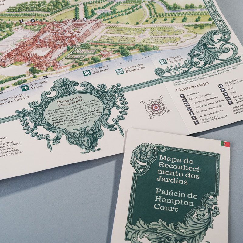 Hampton Court Palace Spanish language map leaflet