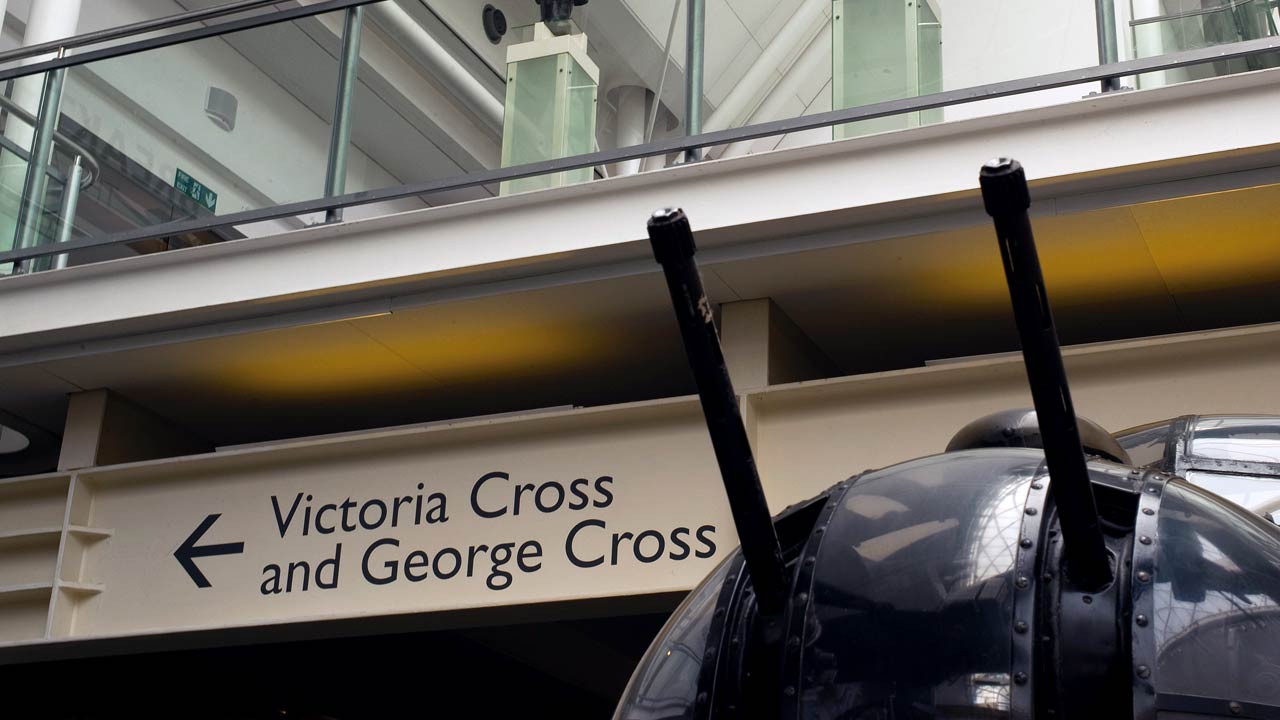 Imperial War Museum, Duxford: interior signage on girder