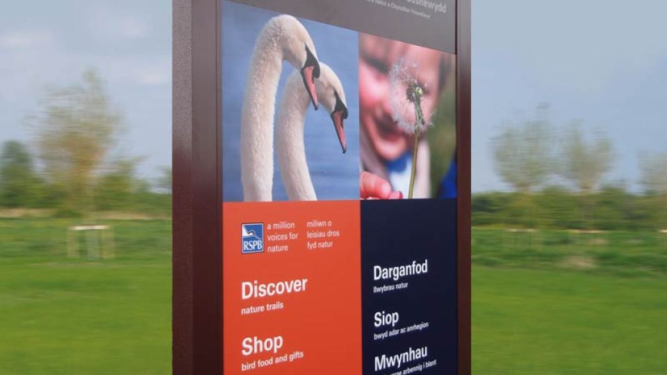 Newport Wetlands dual English and Welsh signage