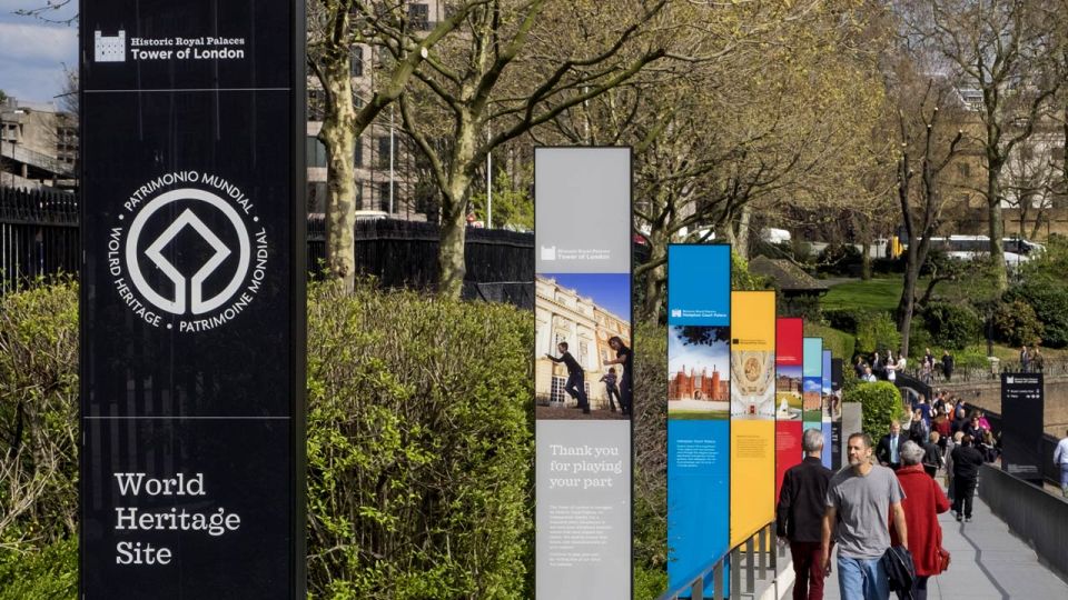 Tower of London World Heritage Site signage